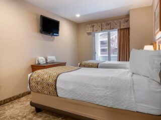 Image of Meadowmere Resort